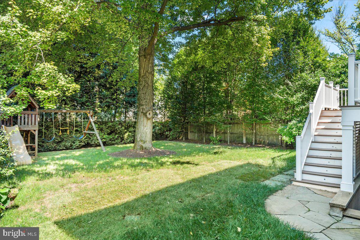 31 Quincy St Property Photo 48