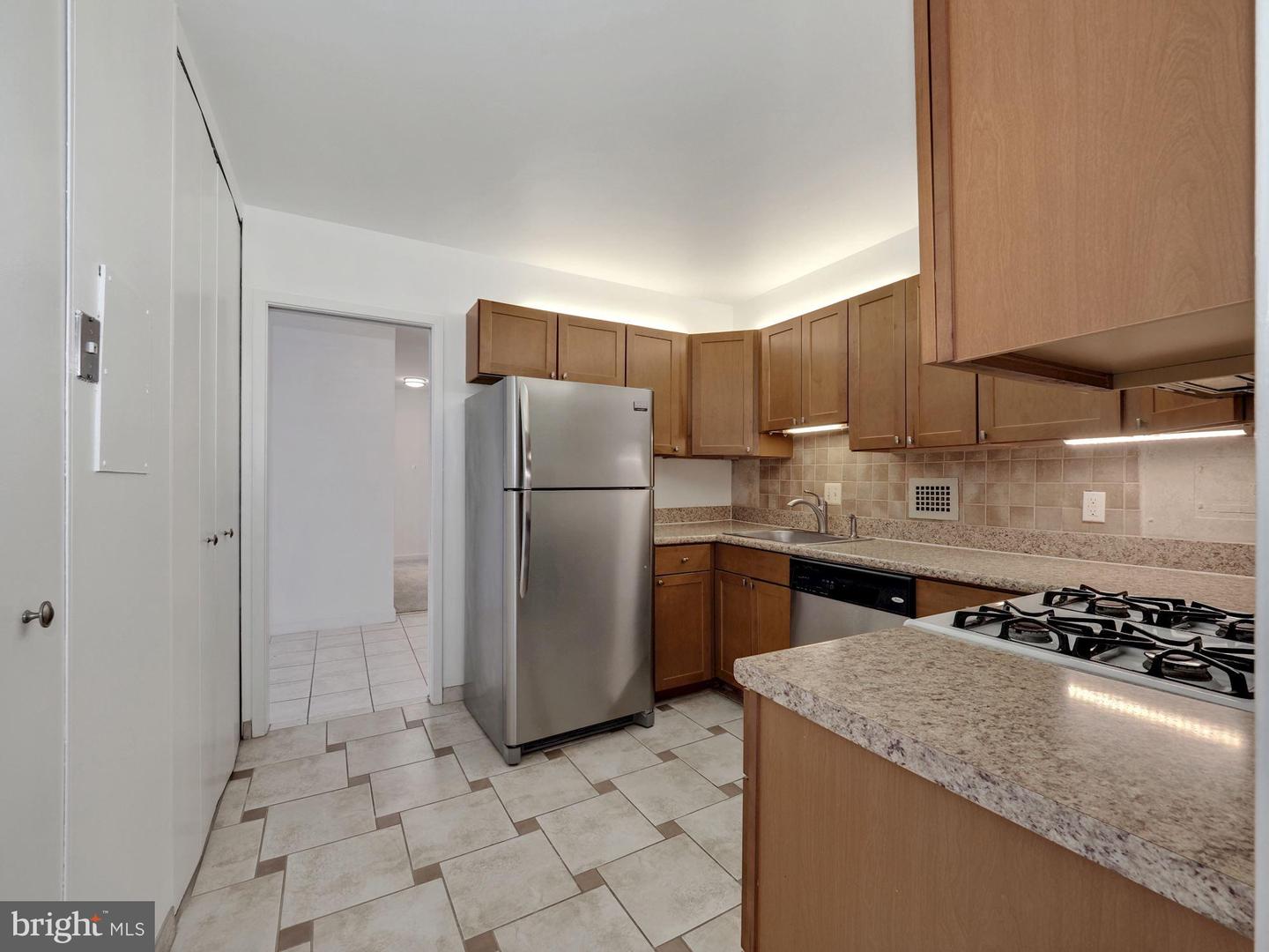 5500 Friendship Blvd #1217n Property Photo 6
