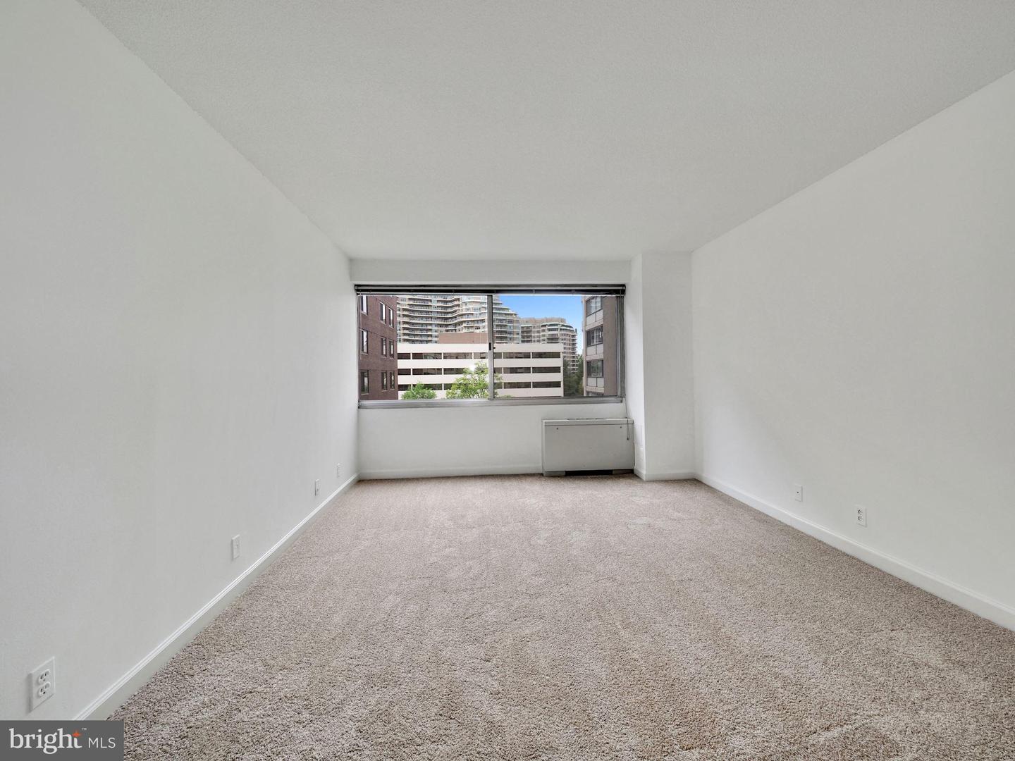 5500 Friendship Blvd #1217n Property Photo 16