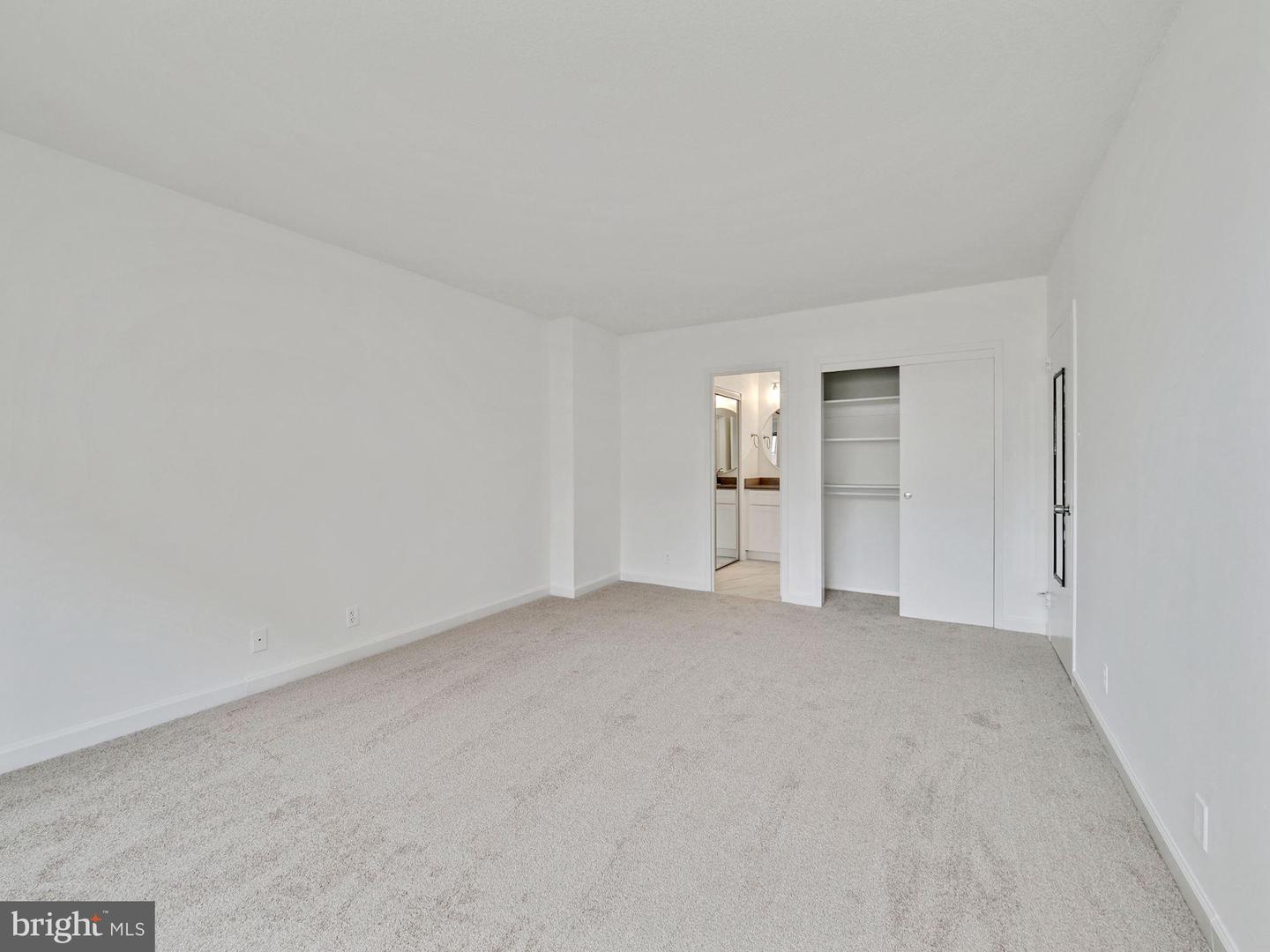5500 Friendship Blvd #1217n Property Photo 18