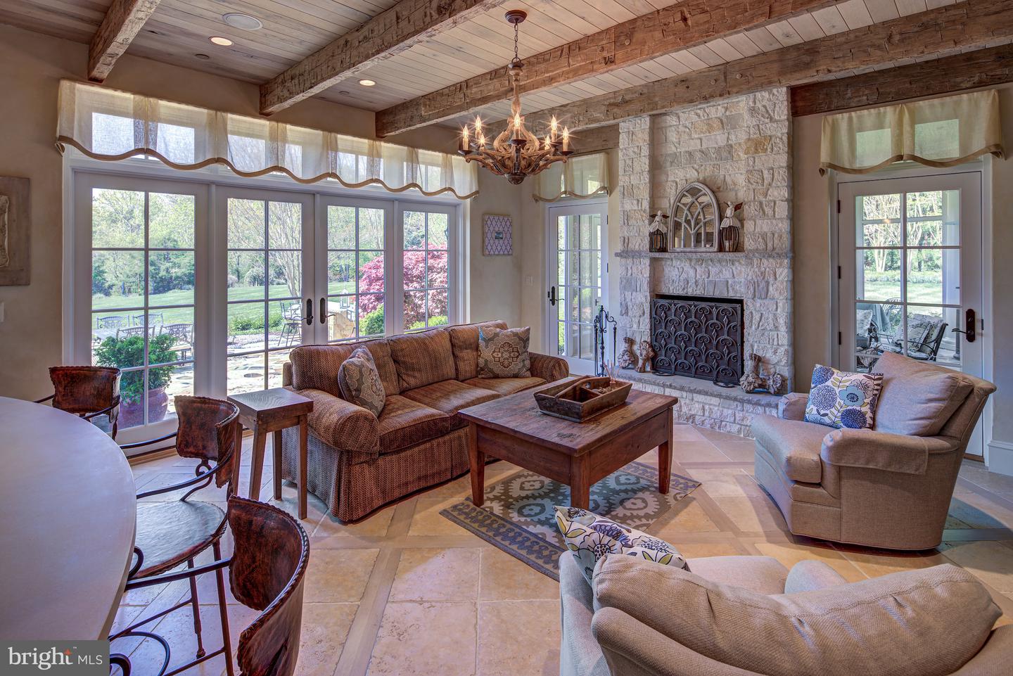 10408 Stapleford Hall Dr Property Photo 18