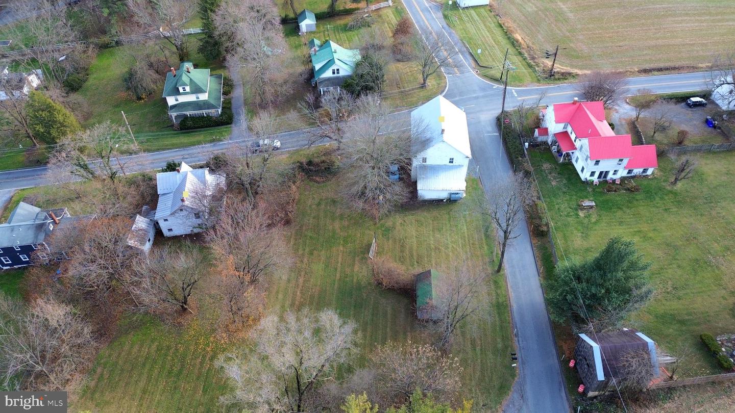 26500 Clarksburg Rd Property Photo