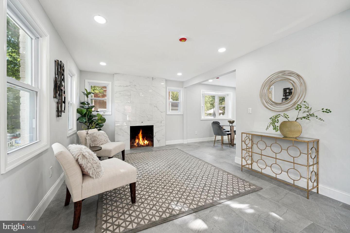 10412 Hayes Ave Property Photo 3