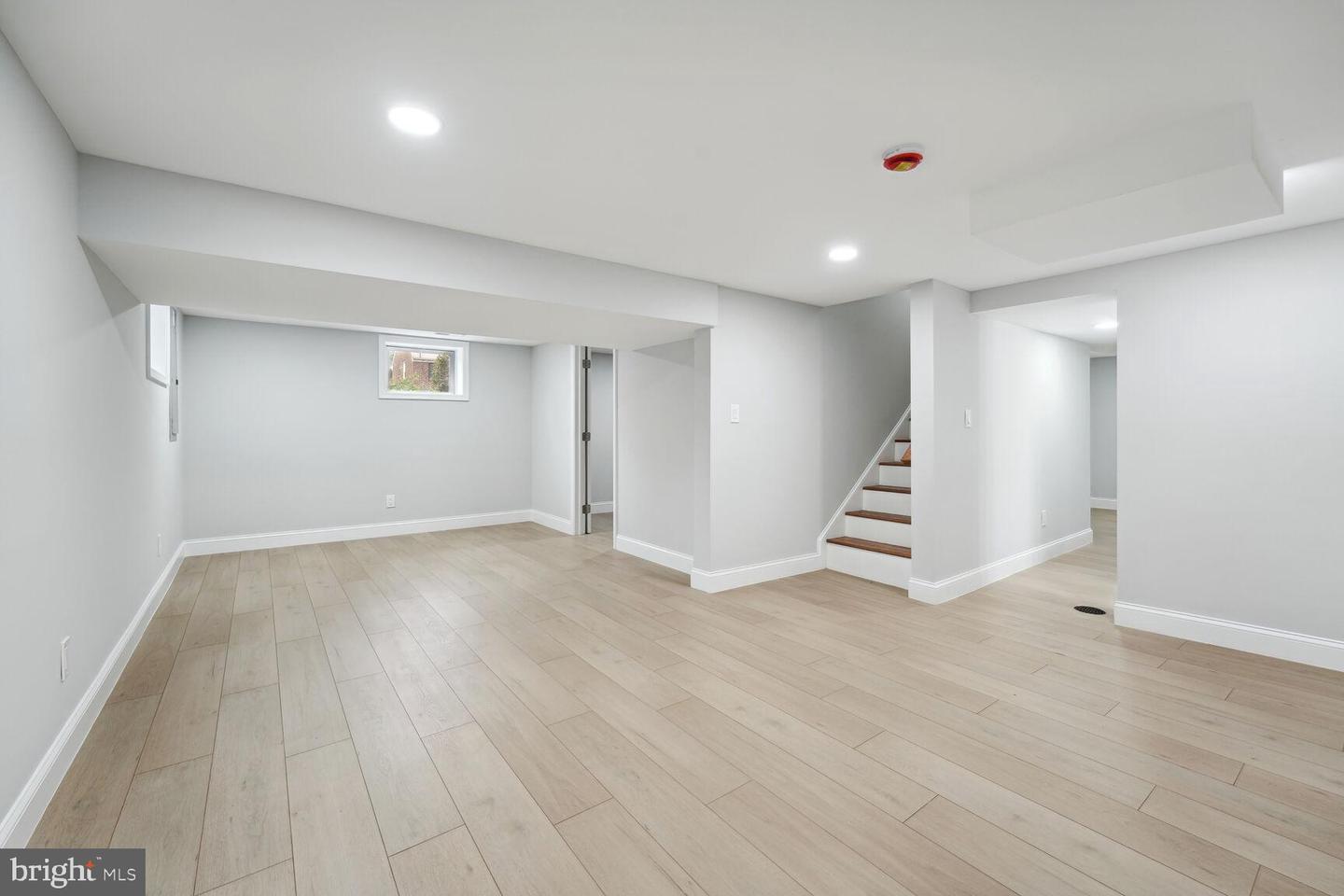 10412 Hayes Ave Property Photo 12