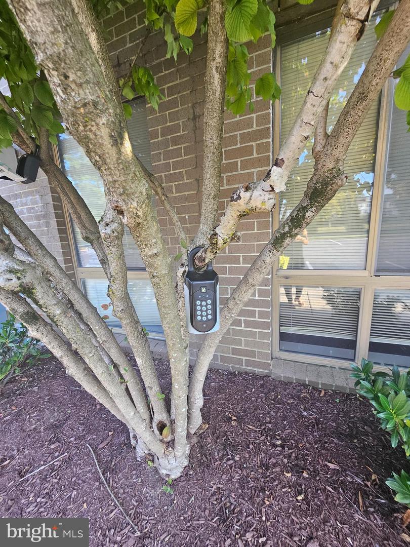 6261 Executive Blvd #14-c Property Photo 17