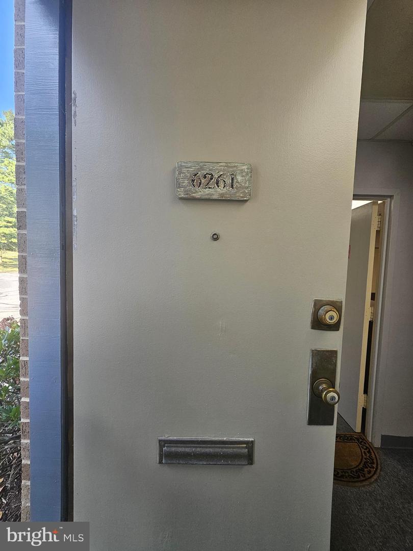 6261 Executive Blvd #14-c Property Photo 24