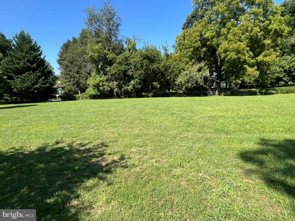 13719 Notley Rd Property Photo 1