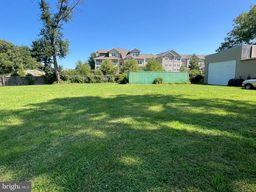13719 Notley Rd Property Photo 5