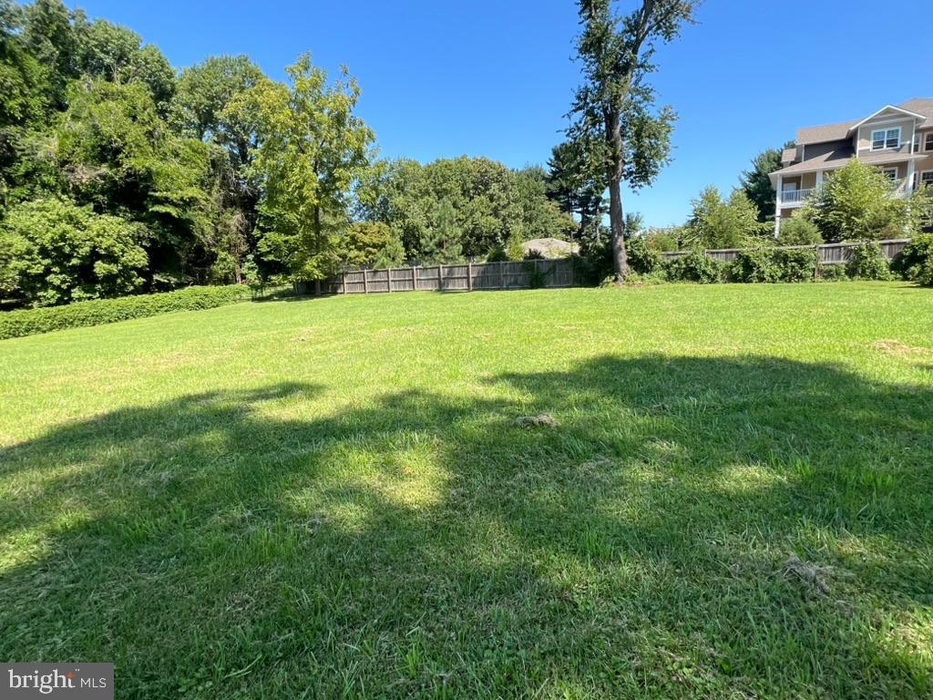 13719 Notley Rd Property Photo 6