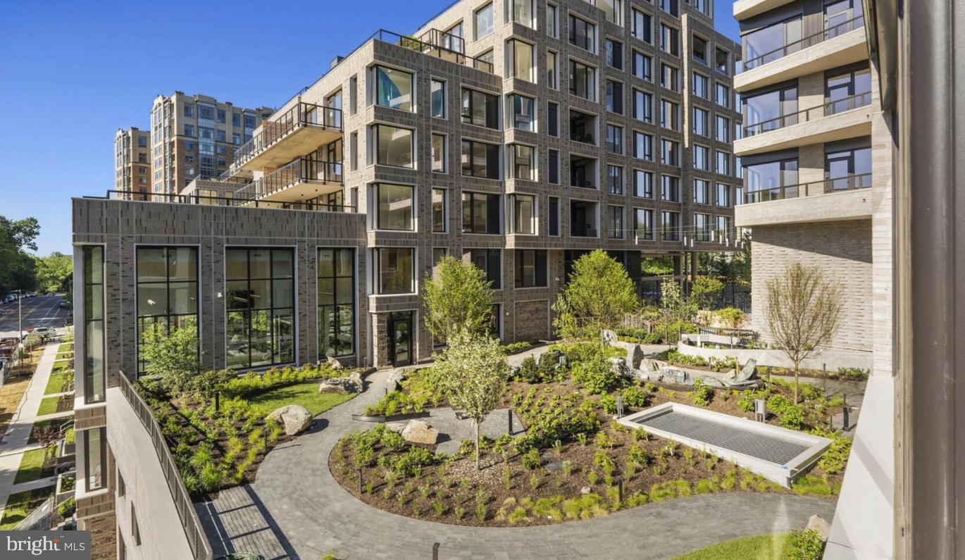 10511 Strathmore Hall St #3b-3a-409 Property Photo 10