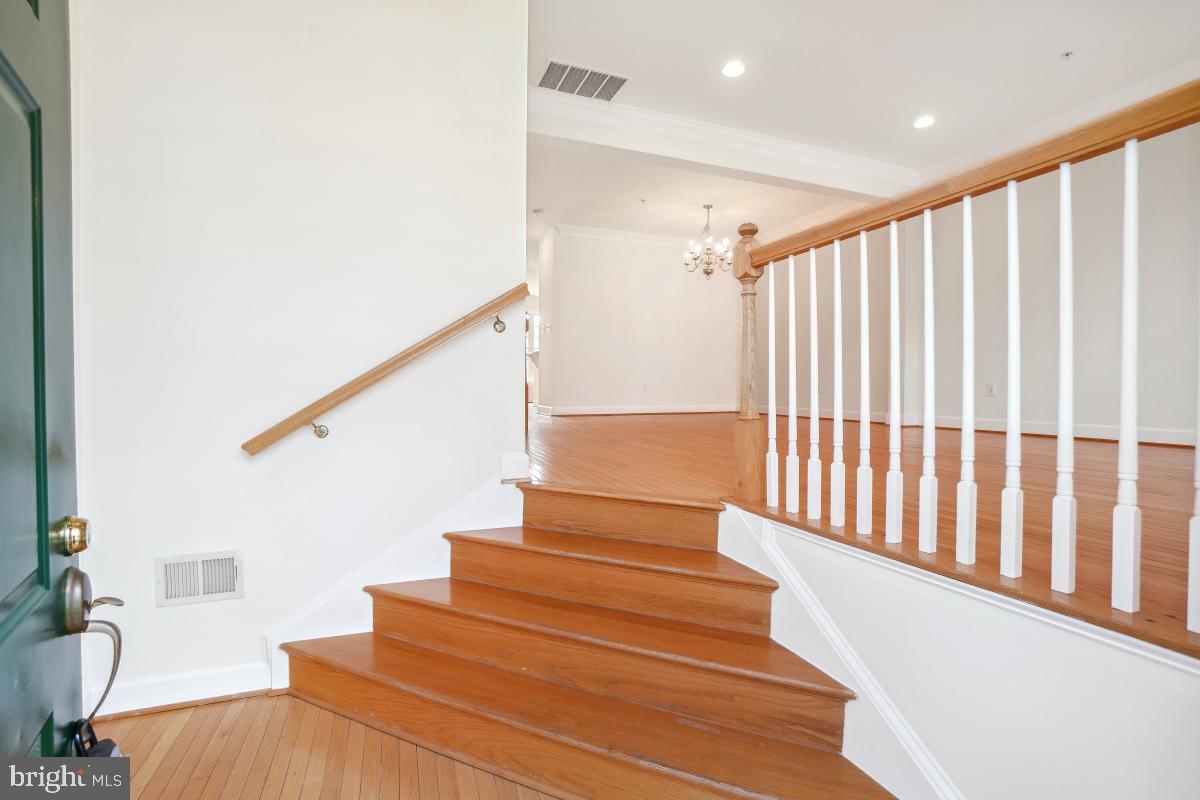 1639 Piccard Dr Property Photo 2