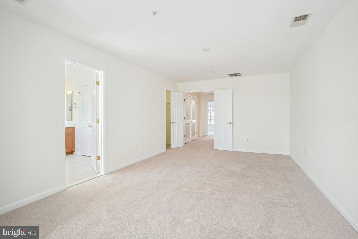 1639 Piccard Dr Property Photo 23