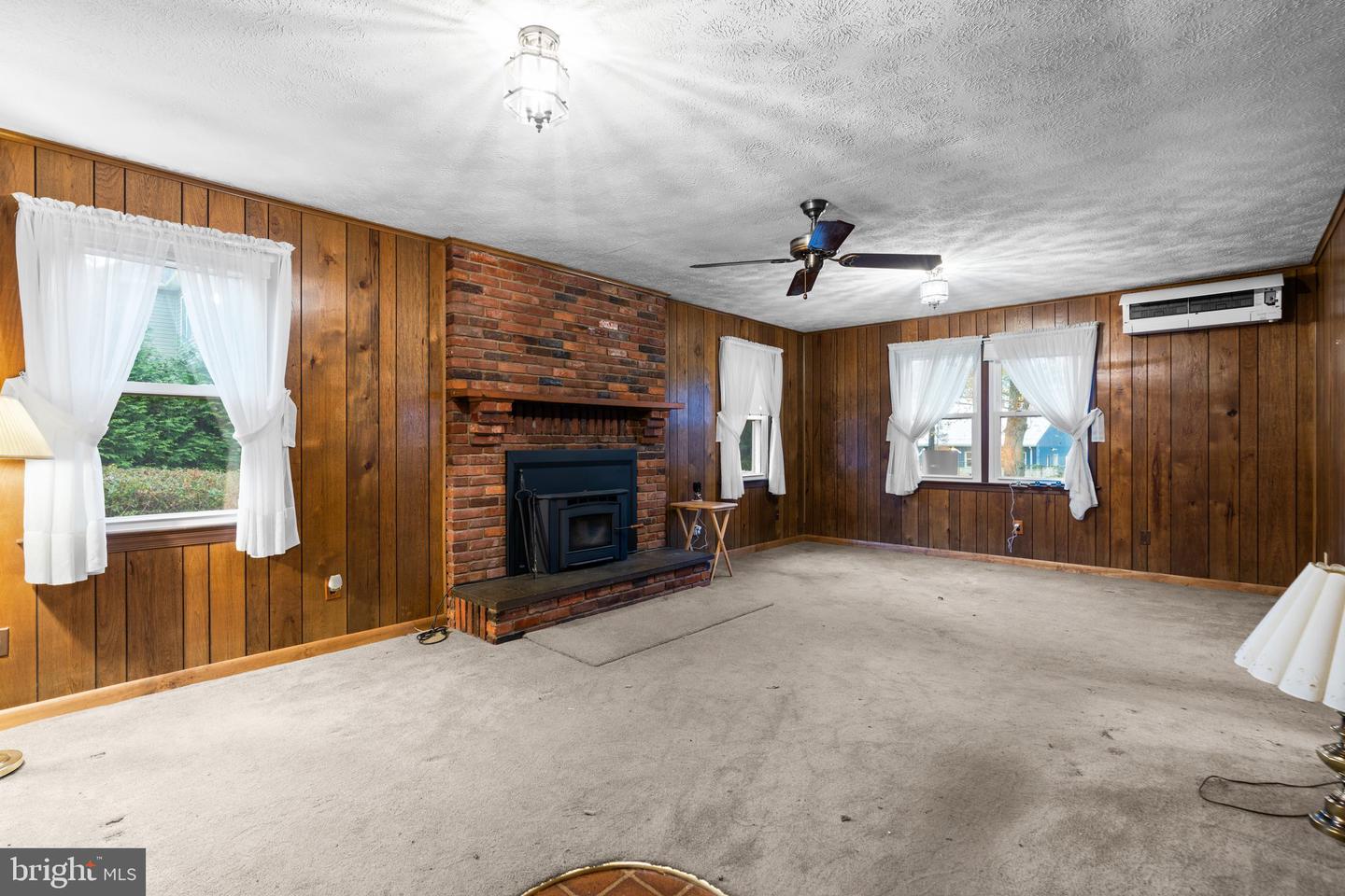 4201 Briars Rd Property Photo 13