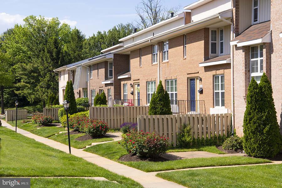 1699 Yale Pl #3br-384 Property Photo 1