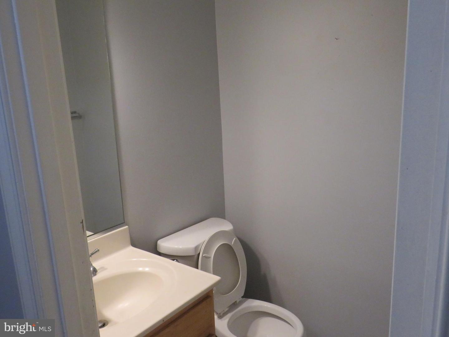4063 Chesterwood Dr #4063 Property Photo 4