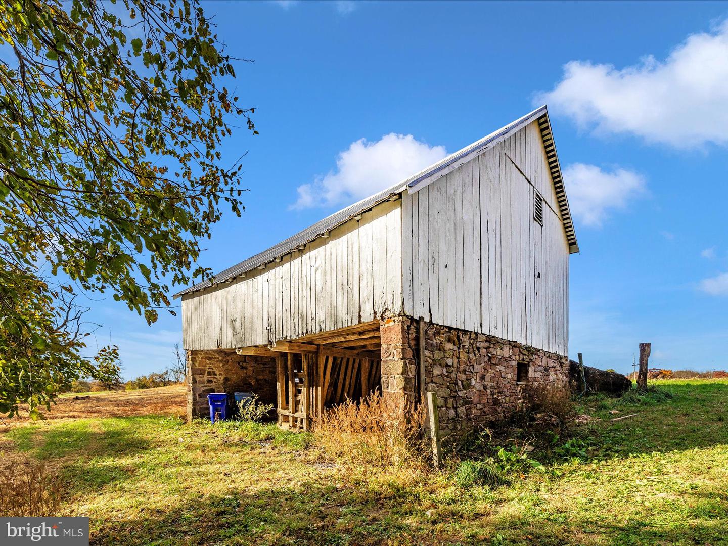 19015 Wasche Rd Property Photo 16