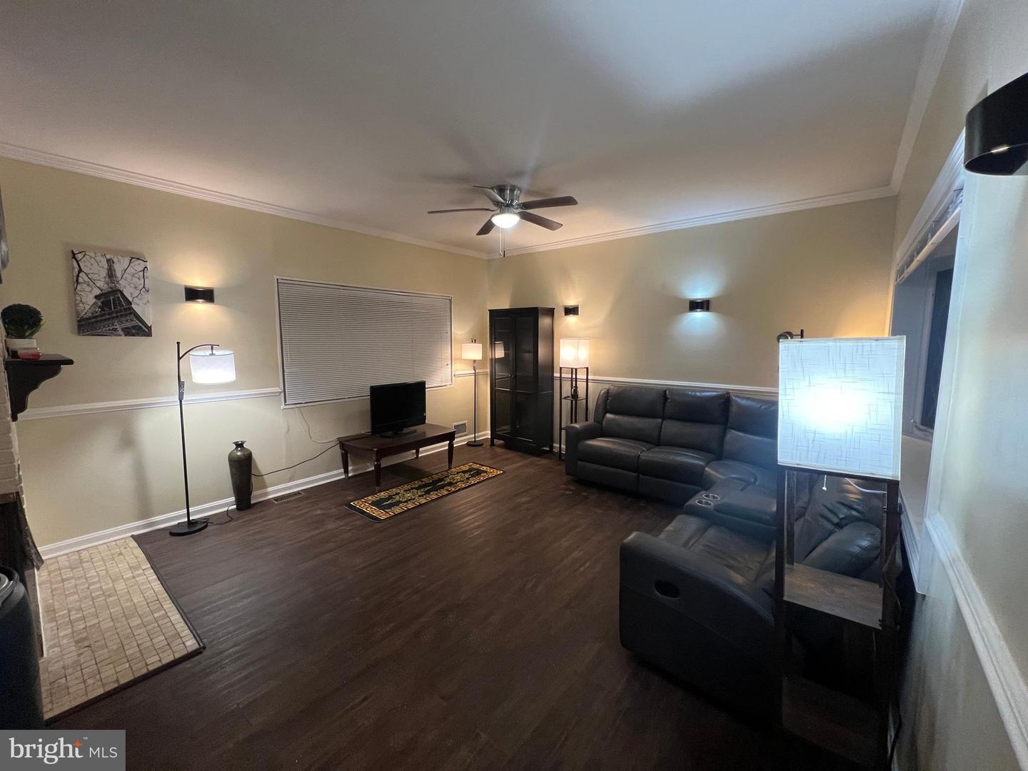11321 College View Dr Property Photo 7