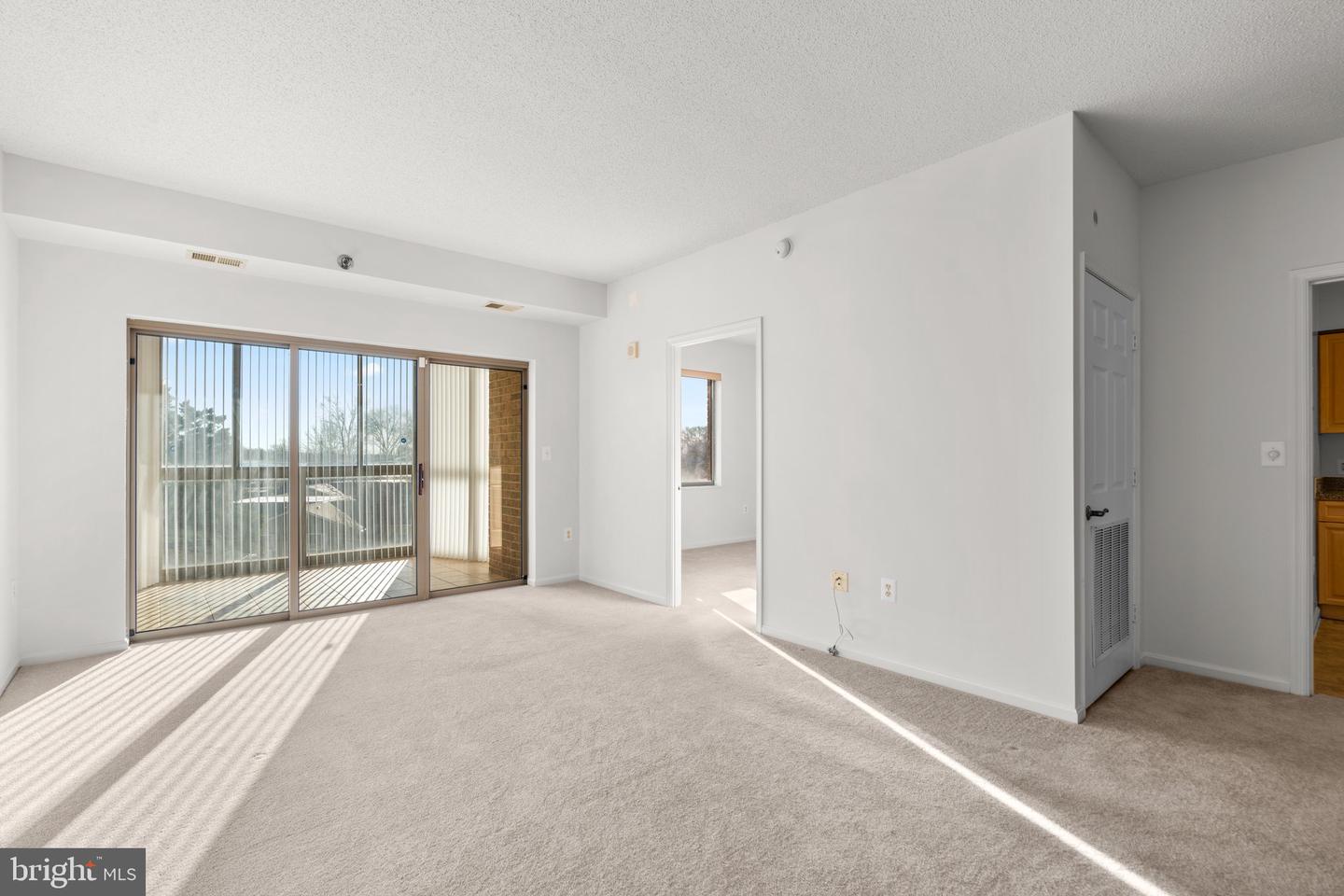 3005 S Leisure World Blvd #322 Property Photo 8