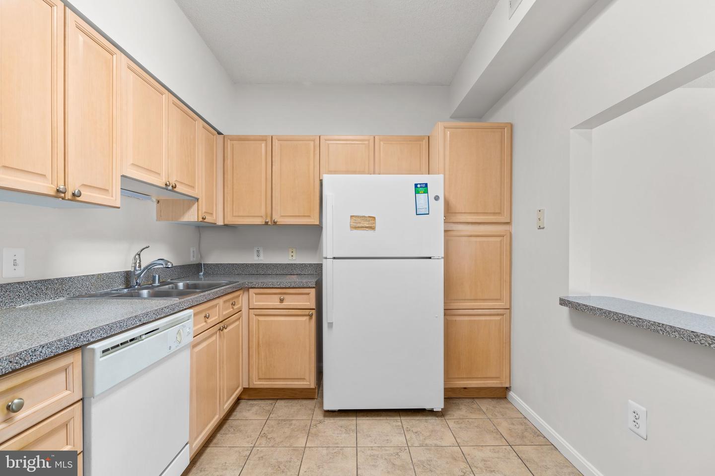 3005 S Leisure World Blvd #322 Property Photo 17