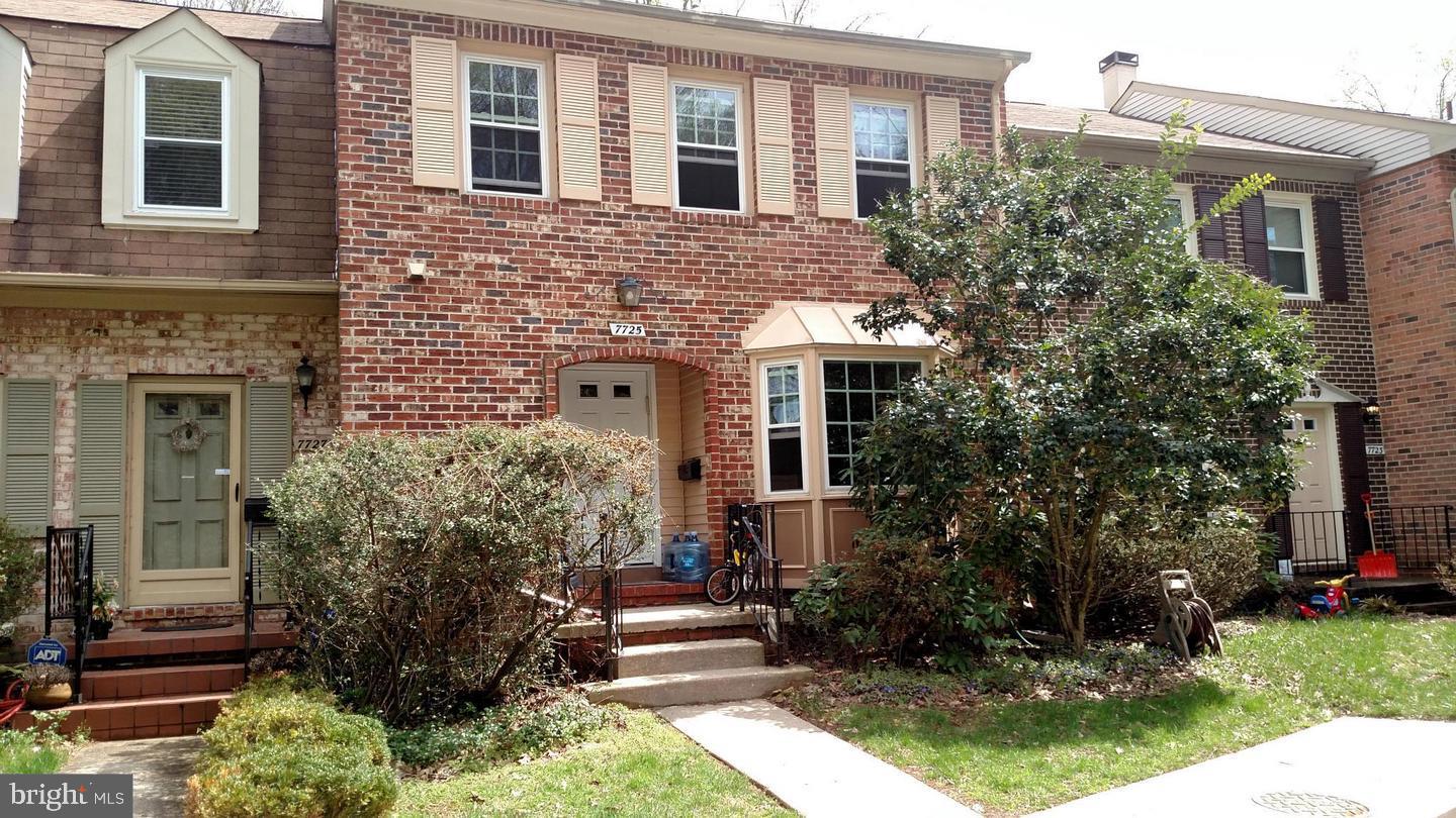 7725 Heatherton Ln Property Photo