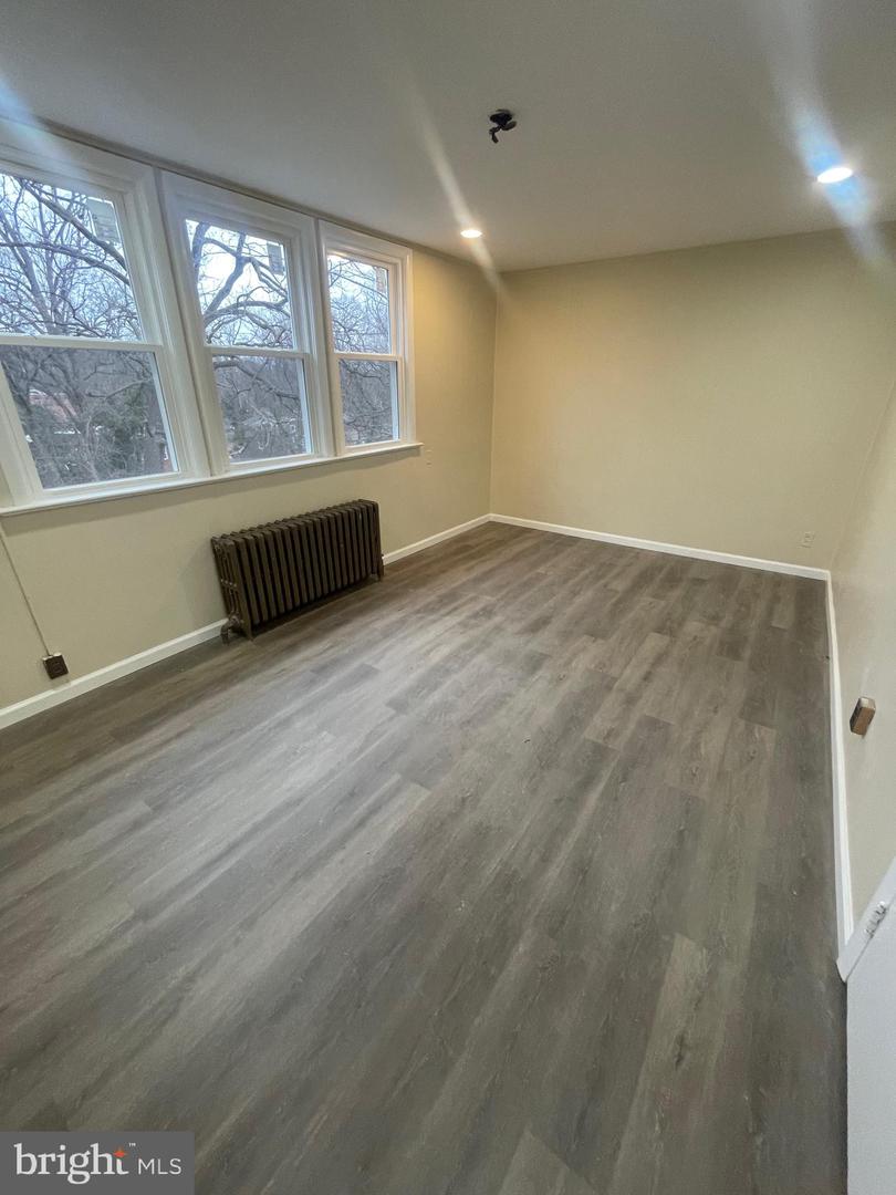 611 Sligo Ave Property Photo 6