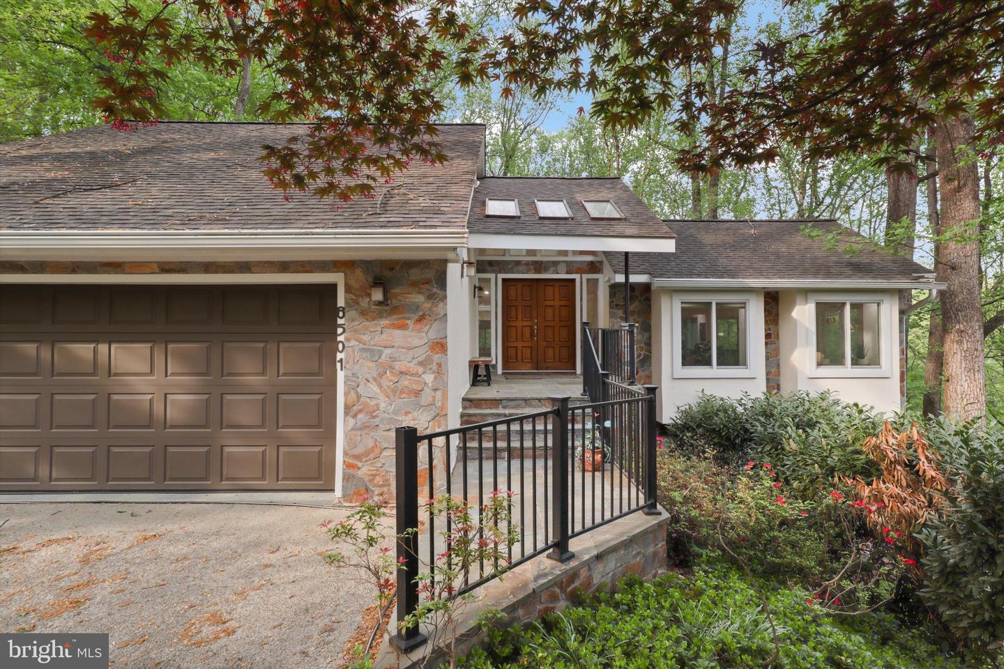 8501 River Rock Ter Property Photo 1