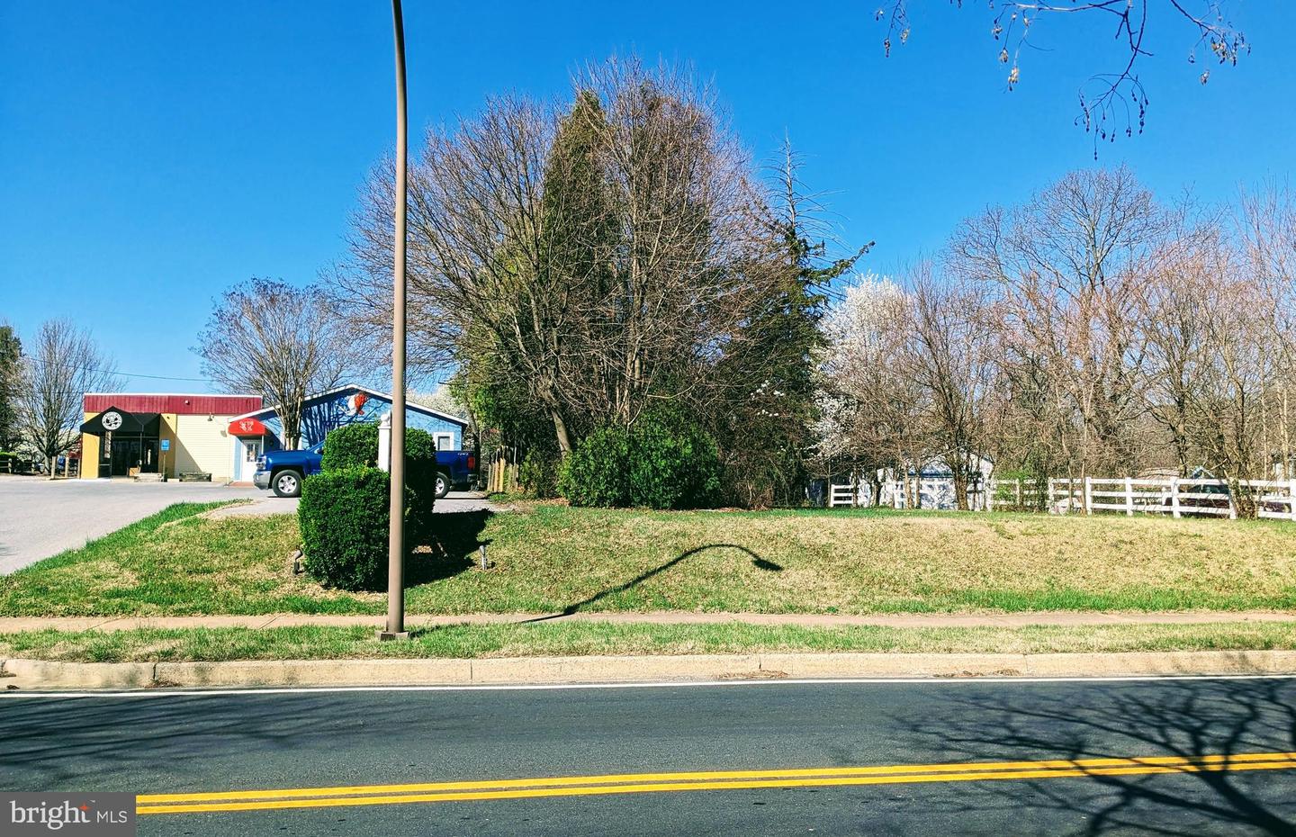 26530 Ridge Rd Property Photo 4
