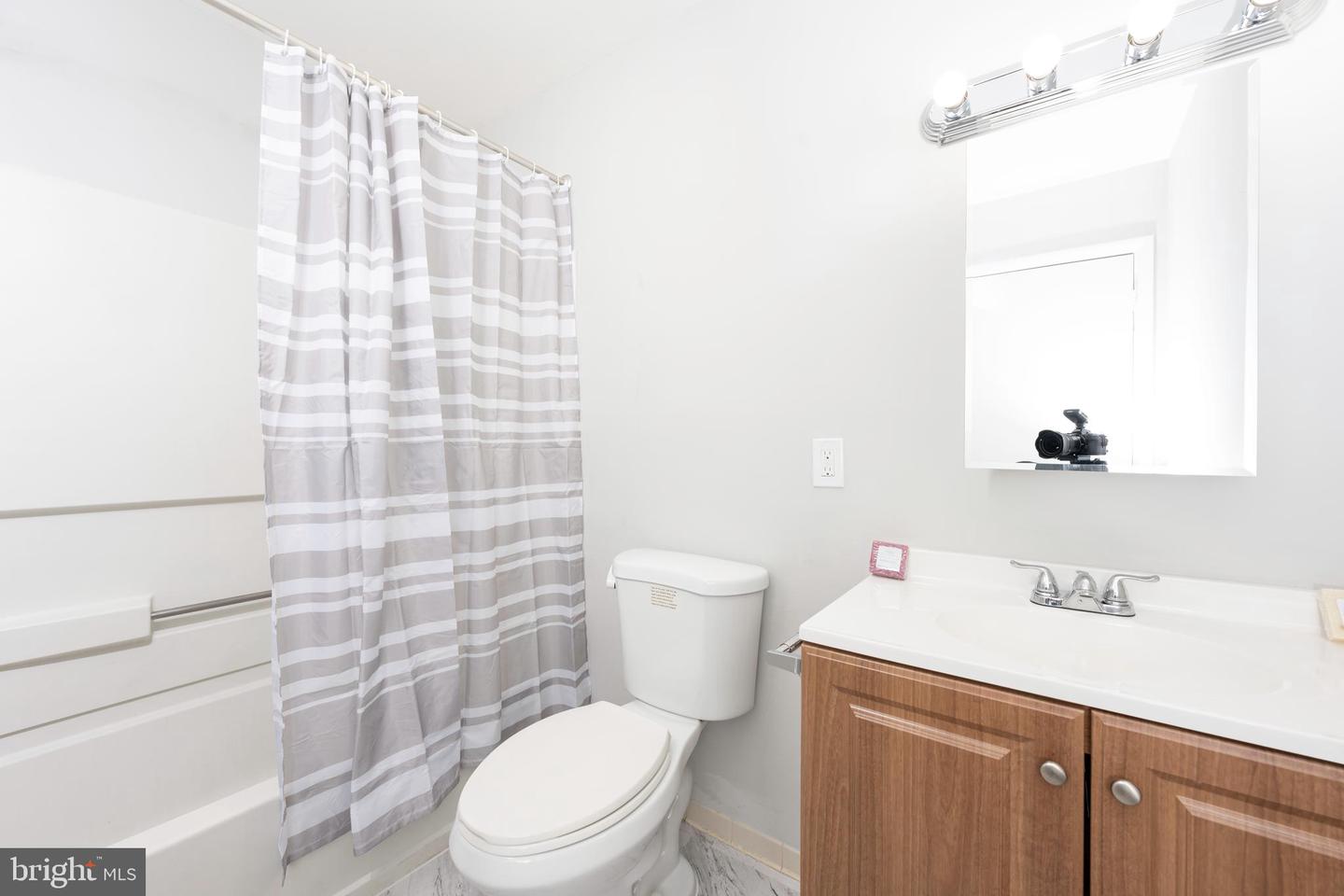 7909 Badenloch Way #302 Property Photo 11