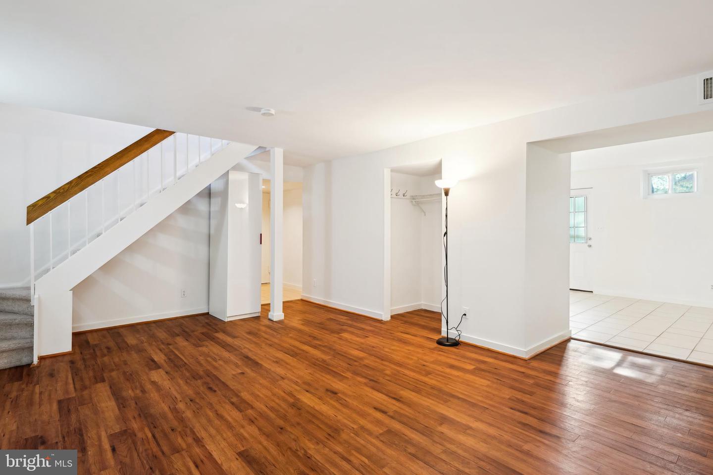2244 Washington Ave #102 Property Photo 13