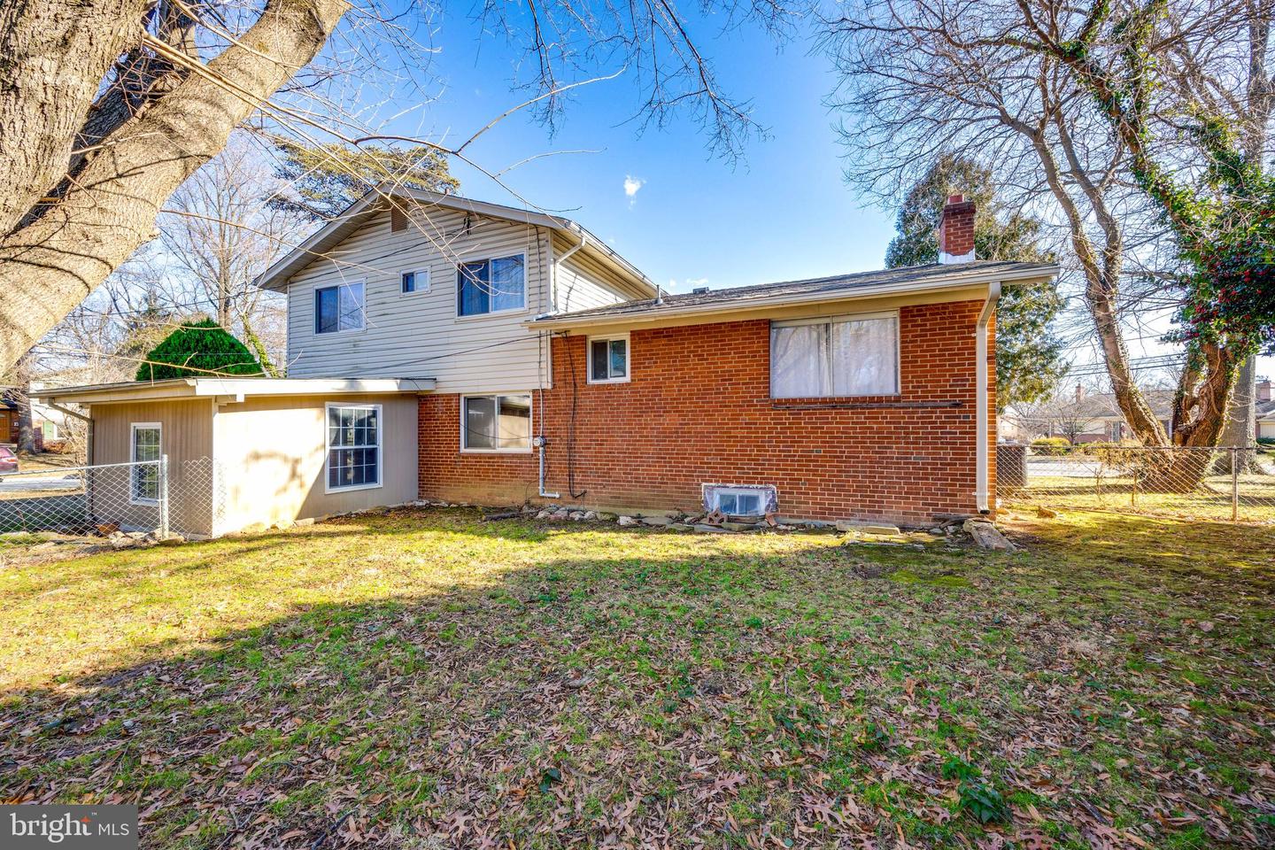 6201 Lone Oak Dr Property Photo 20