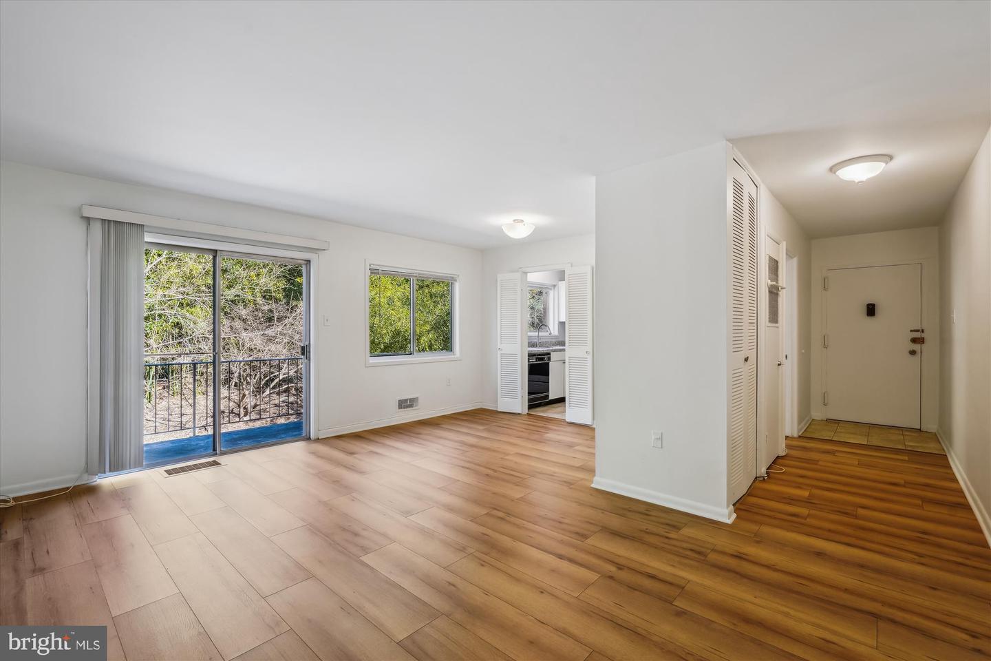 10696 Weymouth St #w202 Property Photo