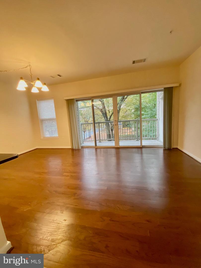 8045 Newell St #102 Property Photo 10