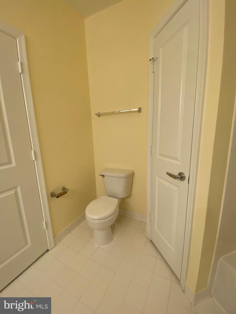 8045 Newell St #102 Property Photo 28
