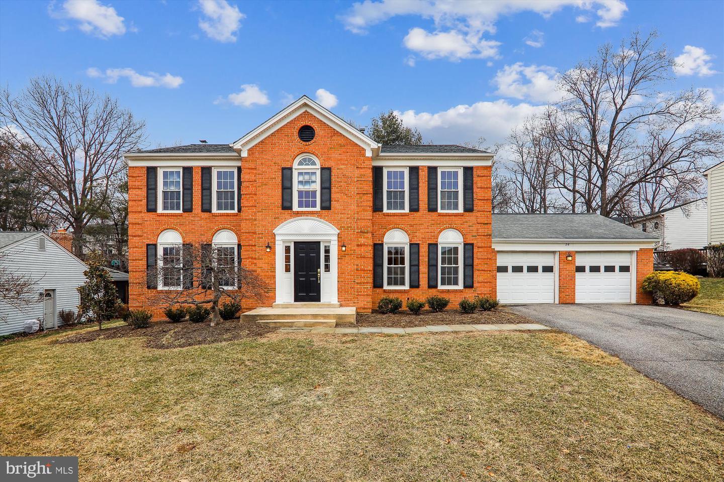 26 Locustwood Ct Property Photo