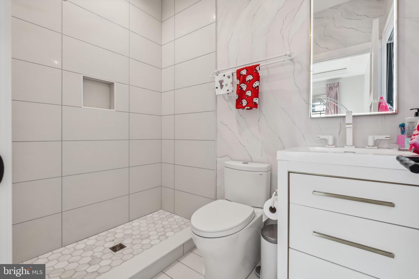 6025 Avon Dr Property Photo 25
