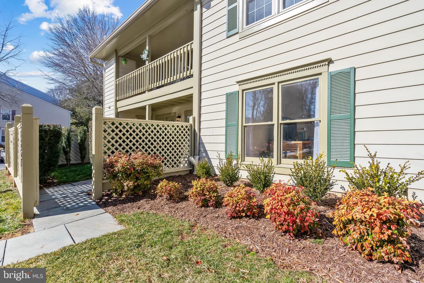 20657 Shadyside Way #117-8 Property Photo