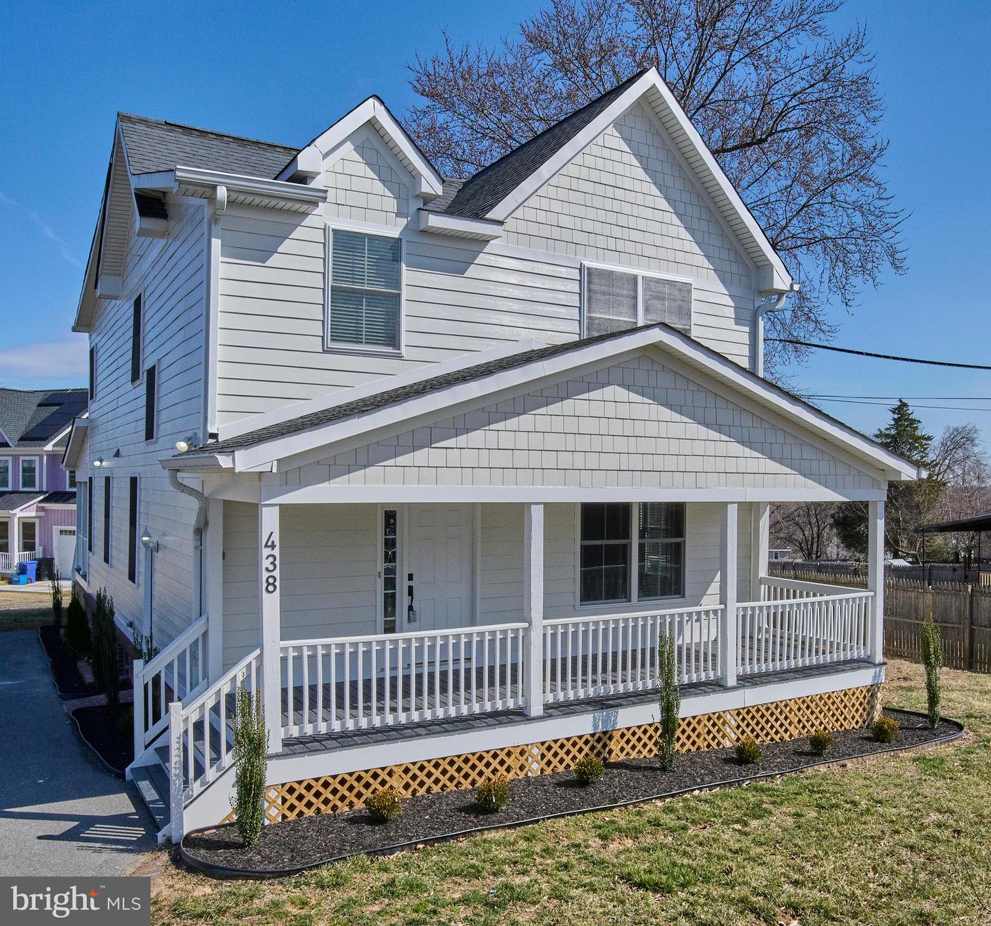 438 Ethan Allen Ave Property Photo