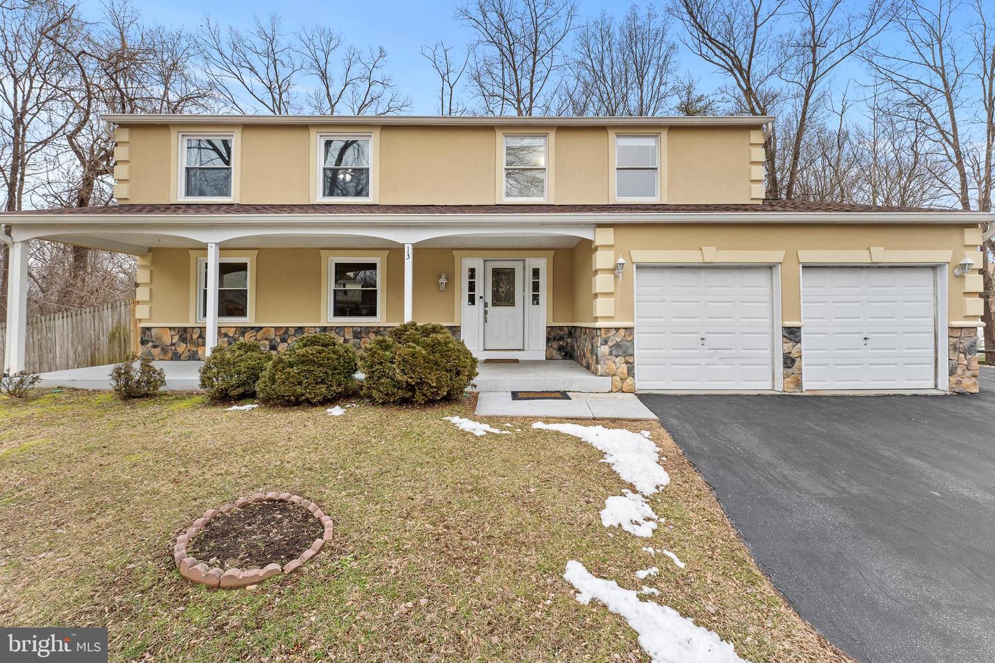 13 Ivywood Ct Property Photo