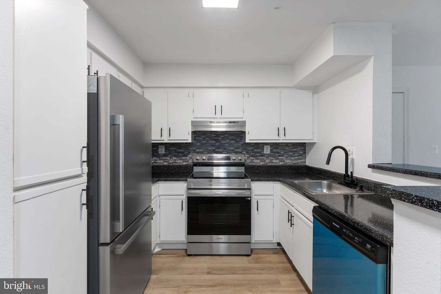 18503 Boysenberry Dr #128-88 Property Photo 12
