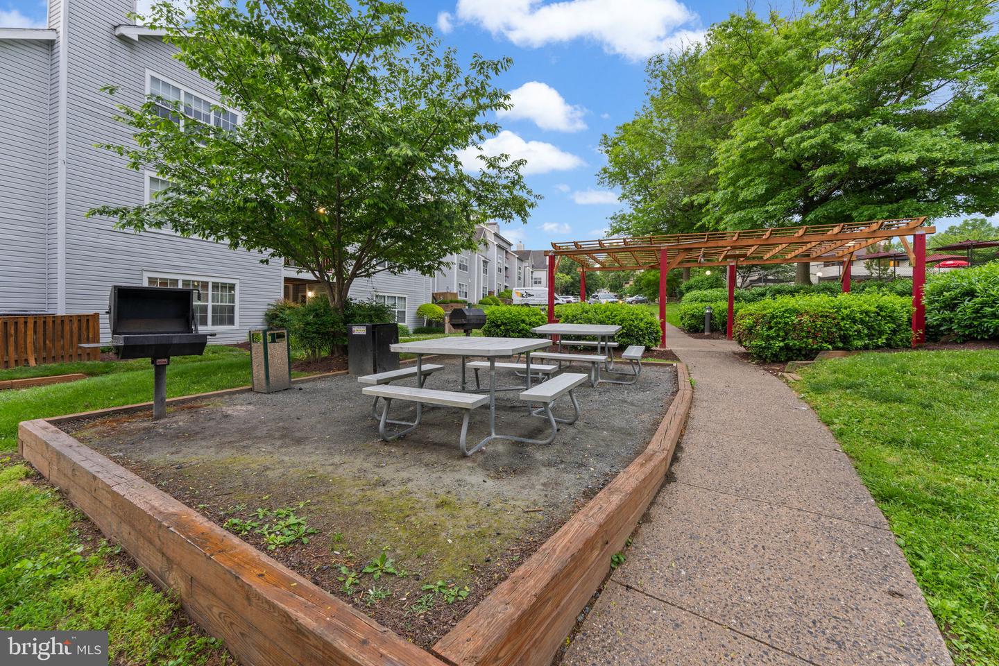 18503 Boysenberry Dr #128-88 Property Photo 27
