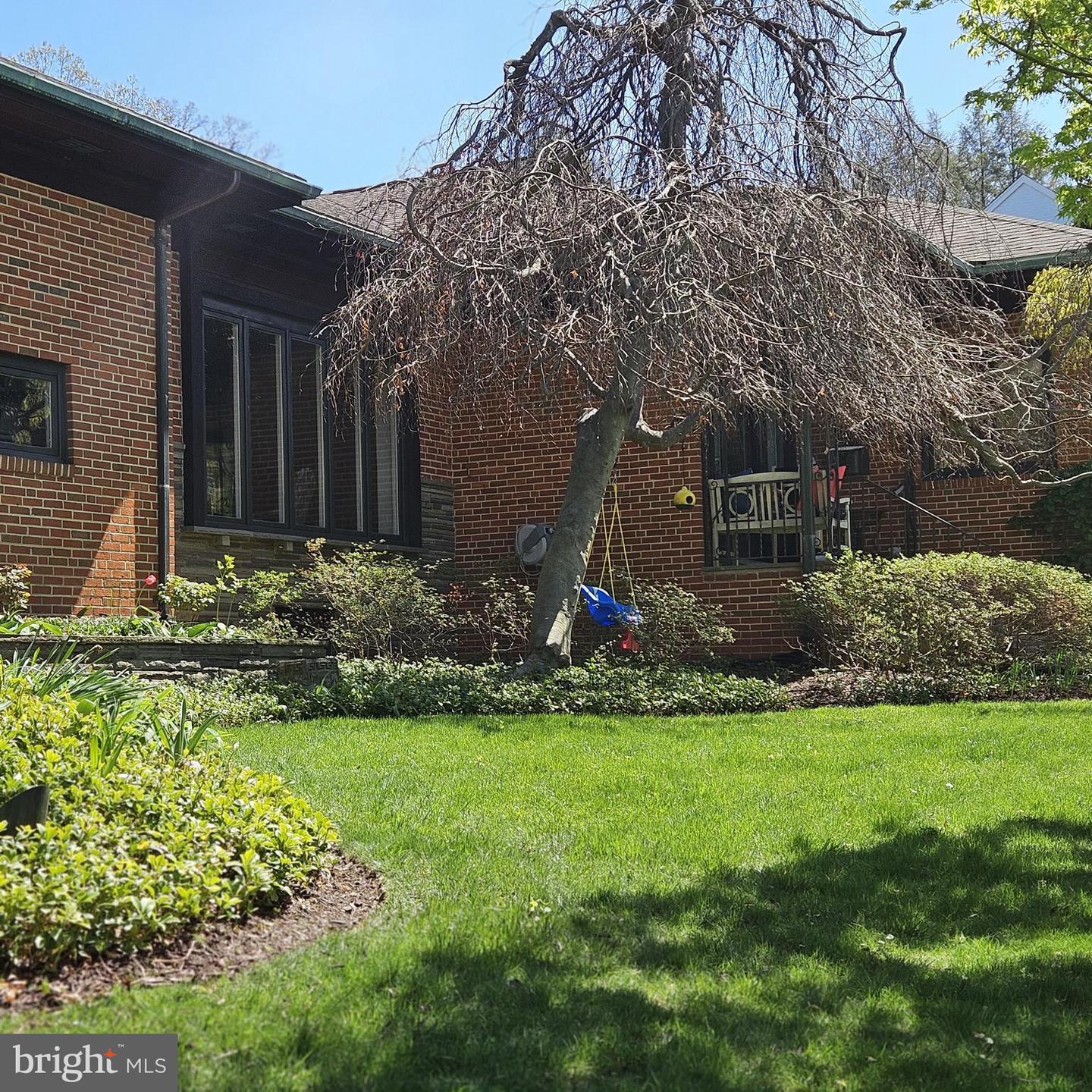 6623 Radnor Property Photo 3