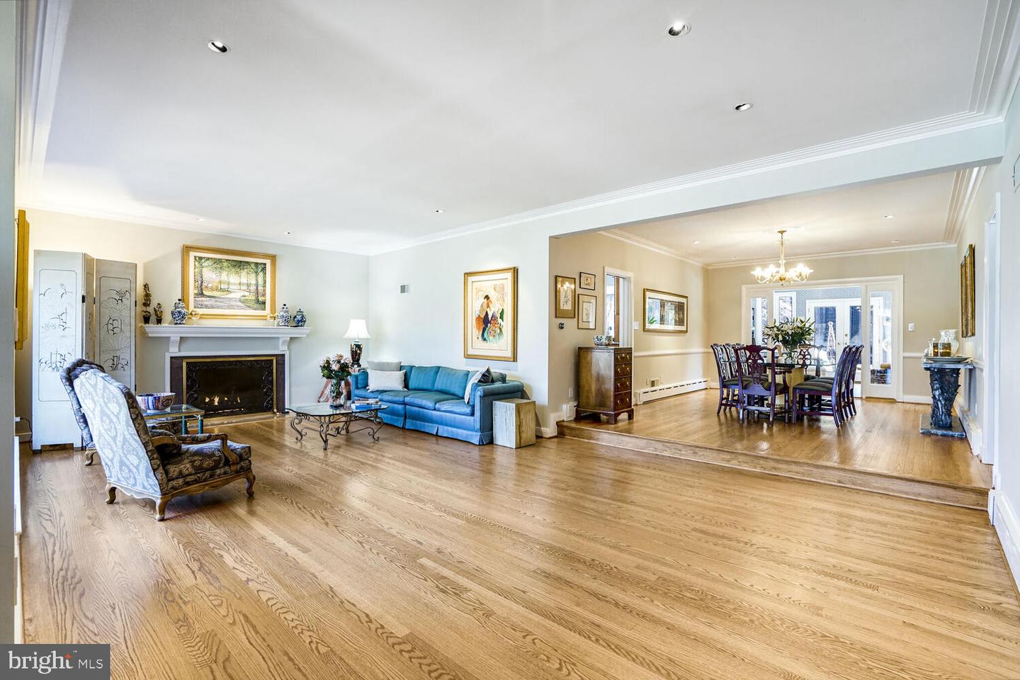 6623 Radnor Property Photo 7
