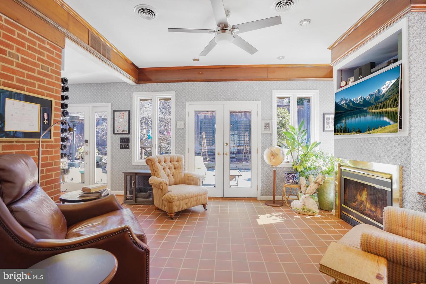 6623 Radnor Property Photo 14