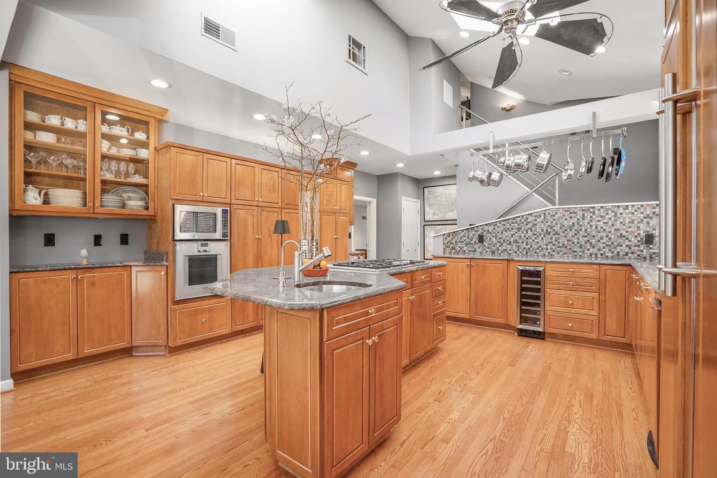 6623 Radnor Property Photo 18