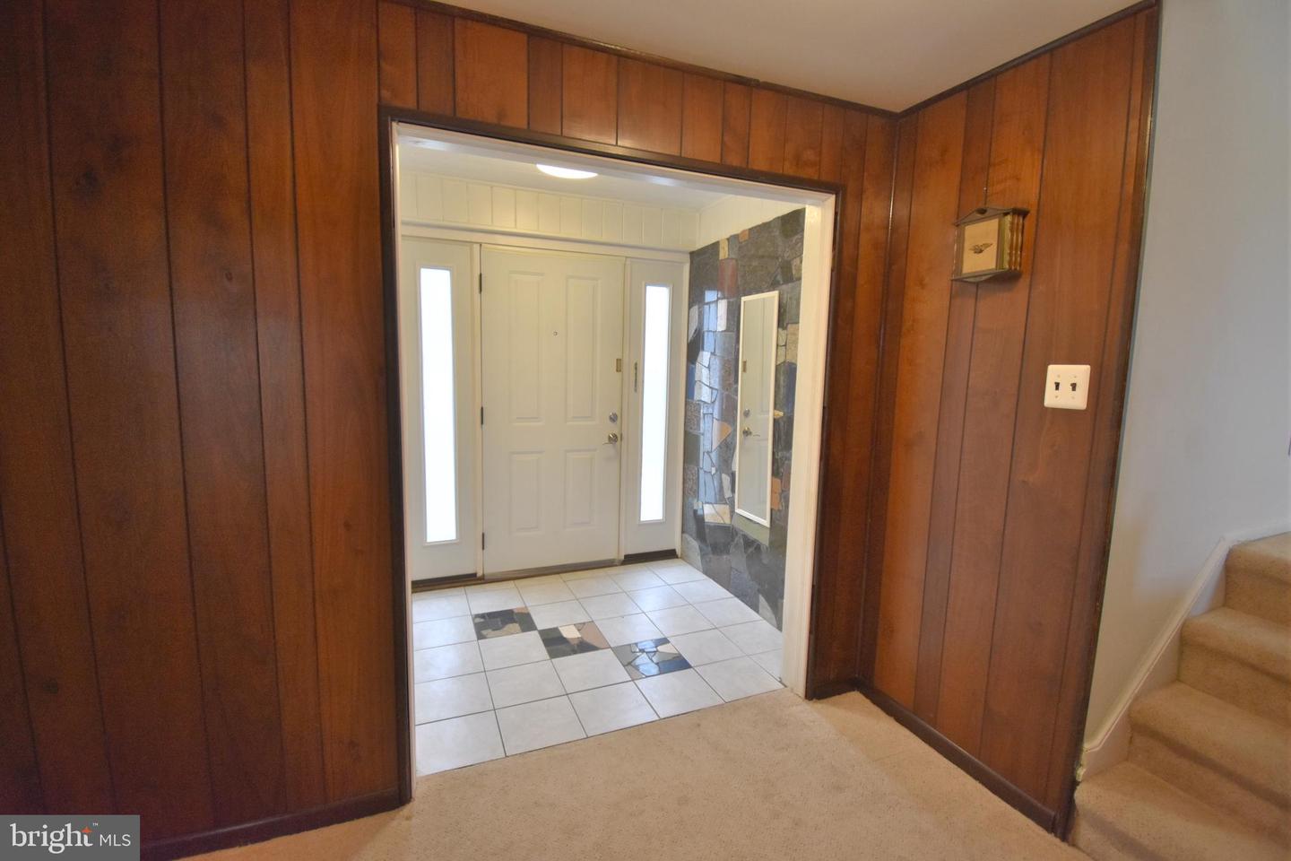 4812 Aspen Hill Rd Property Photo