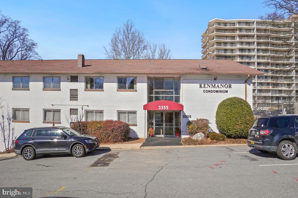 3355 University Blvd W #206 Property Photo 1