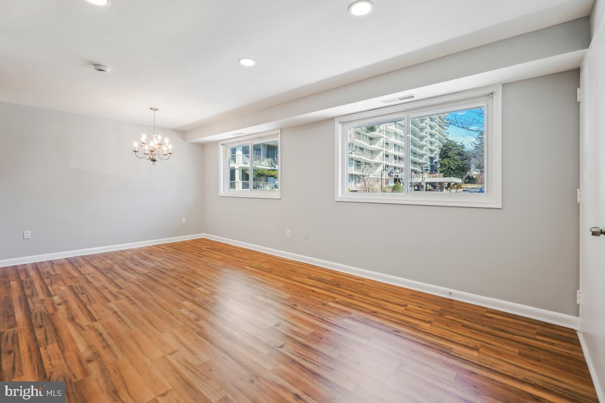 3355 University Blvd W #206 Property Photo 7