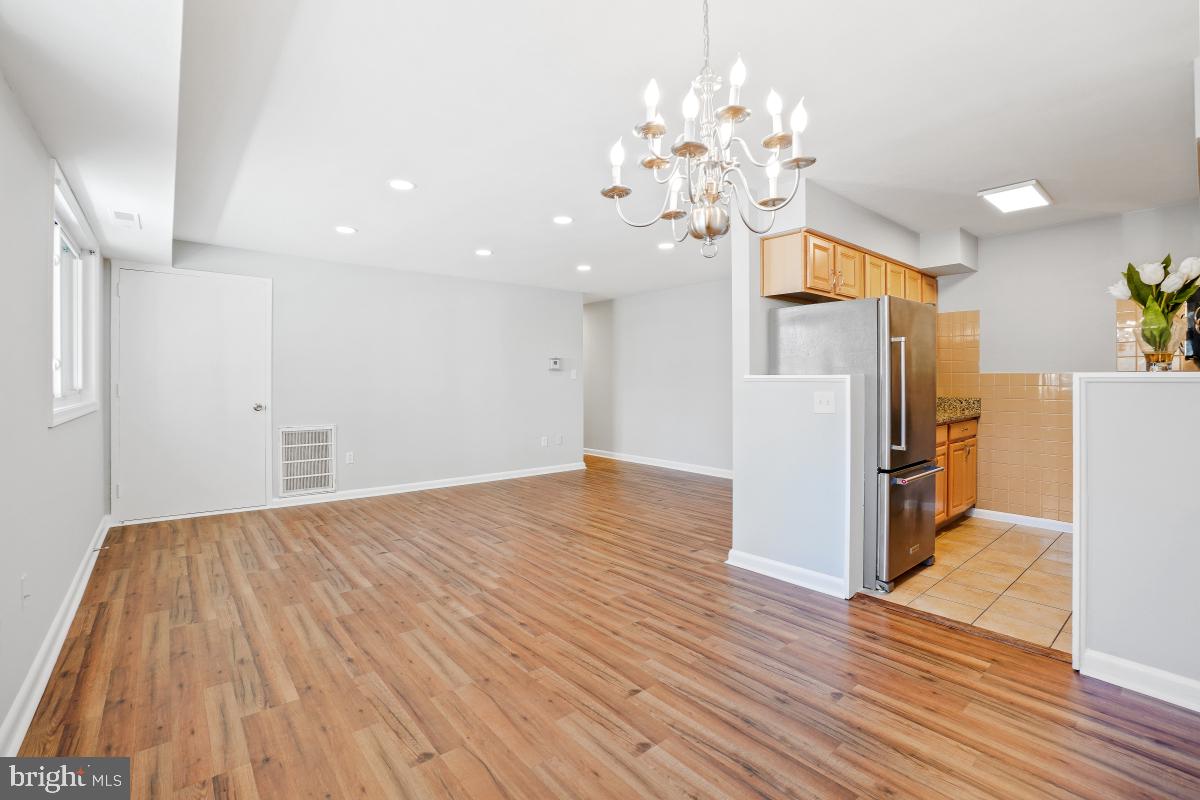 3355 University Blvd W #206 Property Photo 9