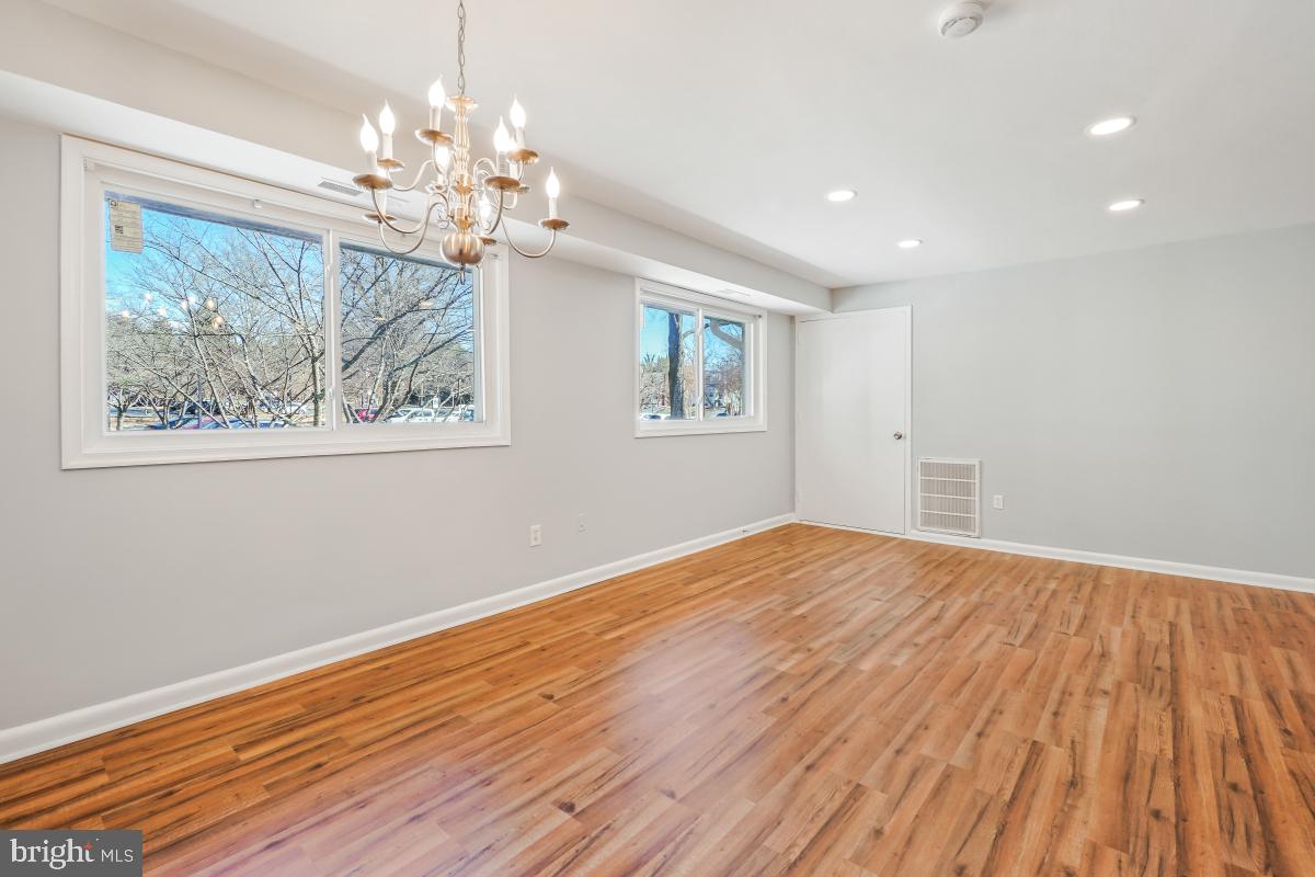 3355 University Blvd W #206 Property Photo 10