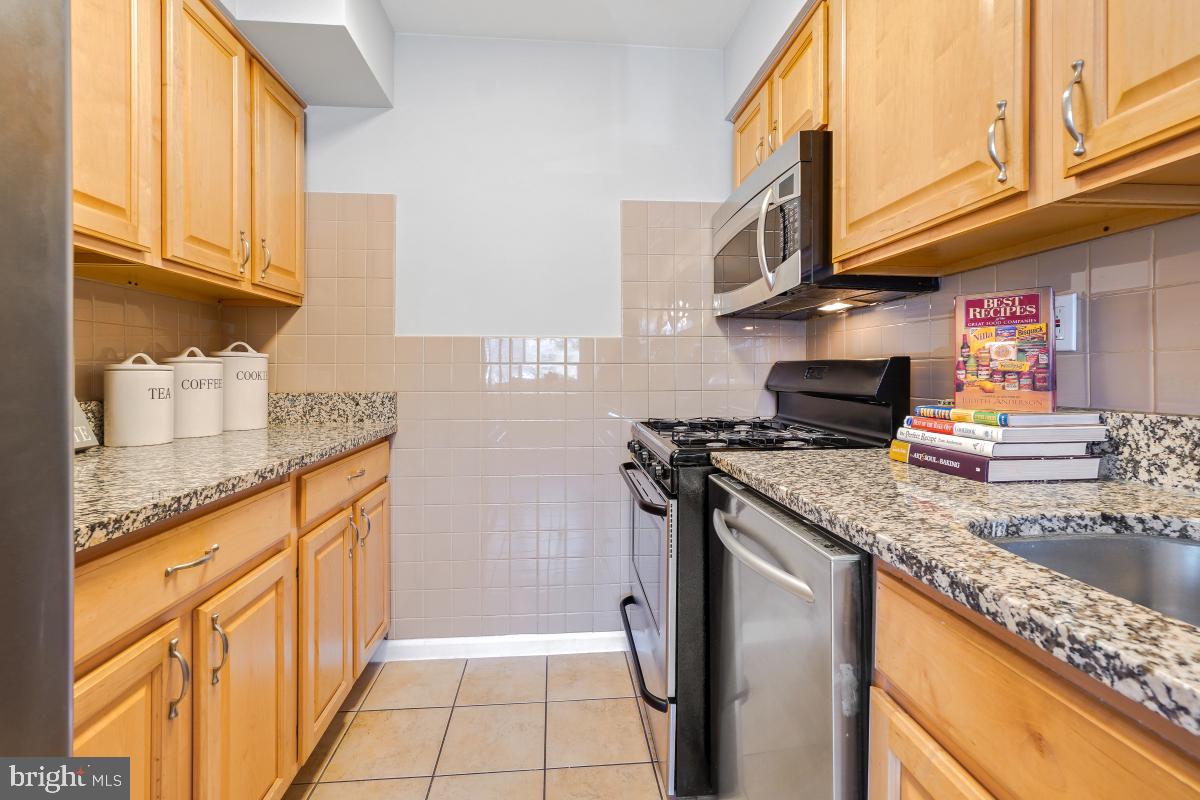 3355 University Blvd W #206 Property Photo 12